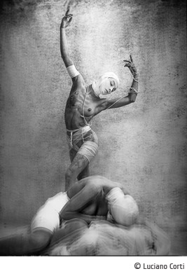 “Delirum" de Luciano Corti au 19ème Festival européen de la photographie de nu - Arles (France)